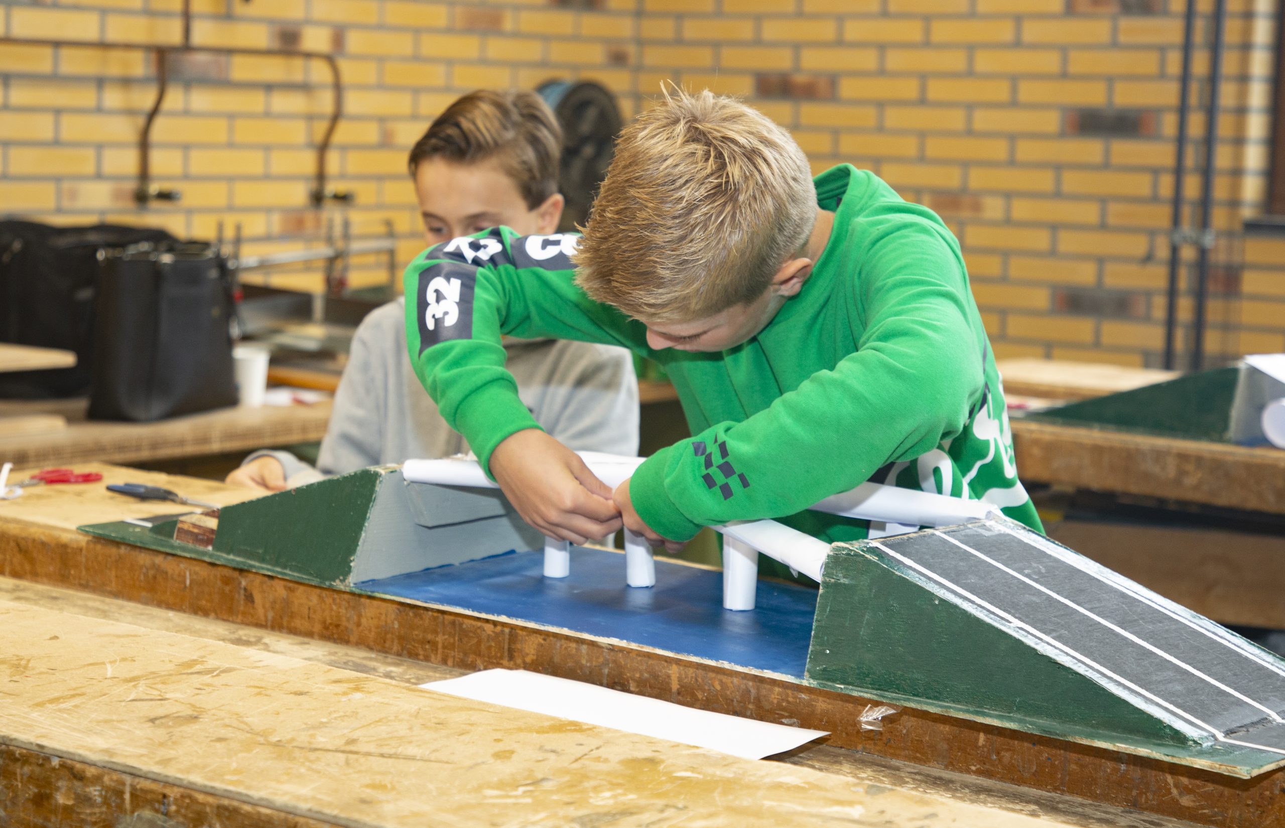 aan-de-slag-tijdens-het-pet-event-maak-het-met-techniek